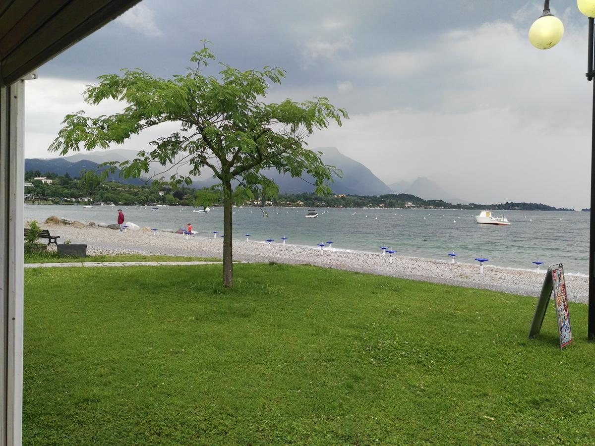 Hotel La Romantica Manerba del Garda Kültér fotó