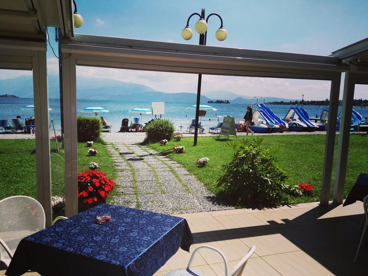 Hotel La Romantica Manerba del Garda Kültér fotó