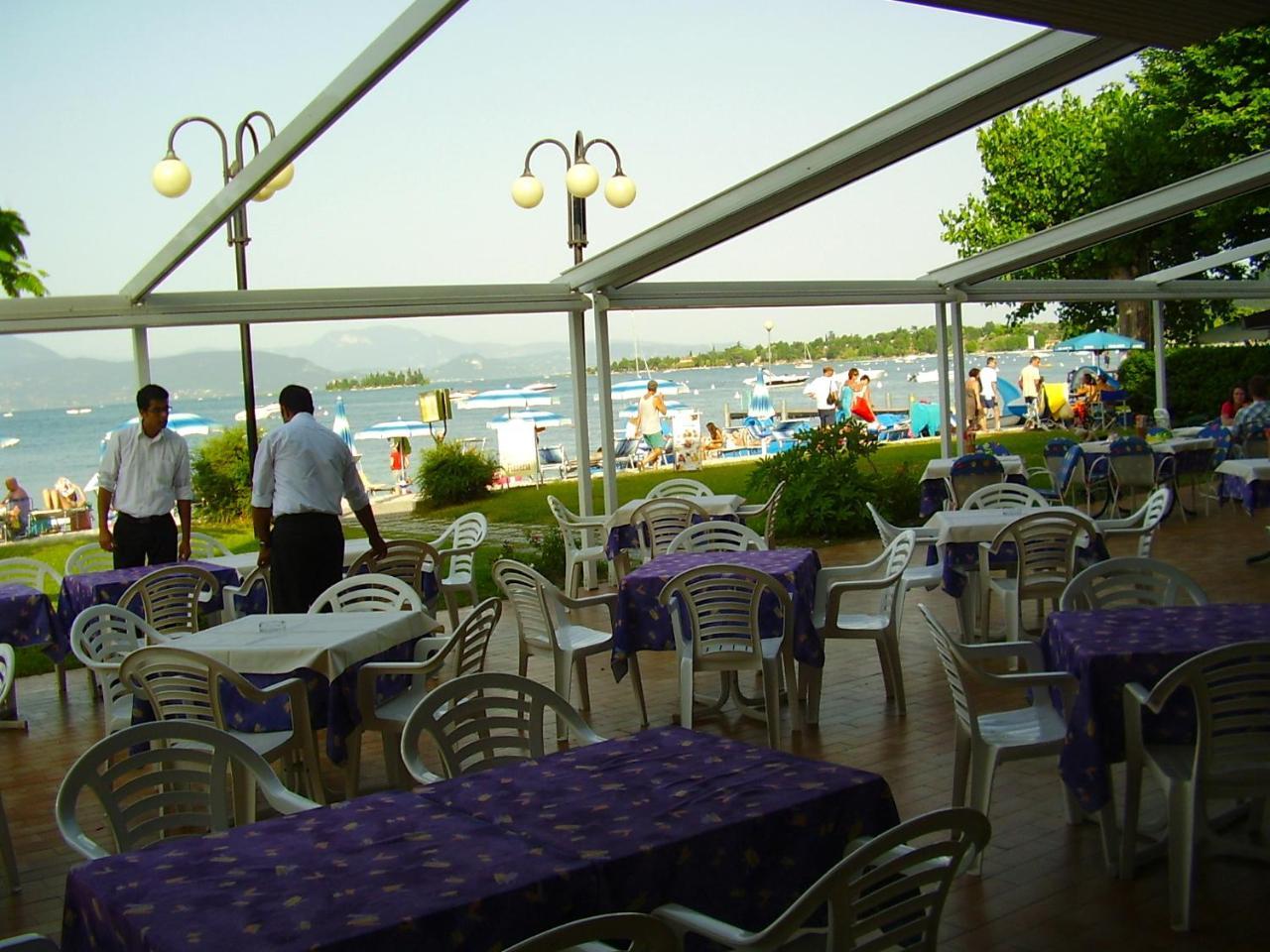 Hotel La Romantica Manerba del Garda Kültér fotó